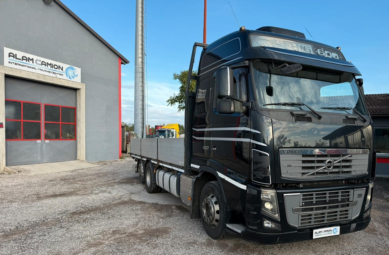 Volvo FH6-600. Euro 5 - Camion plateau: photos 2 Volvo FH6-600. Euro 5 - Camion plateau: photos 2