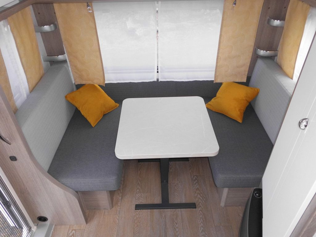 Hobby OnTour 460 DL 2026 BUGFENSTER 1500 ROLLROST - Caravane: photos 5 Hobby OnTour 460 DL 2026 BUGFENSTER 1500 ROLLROST - Caravane: photos 5