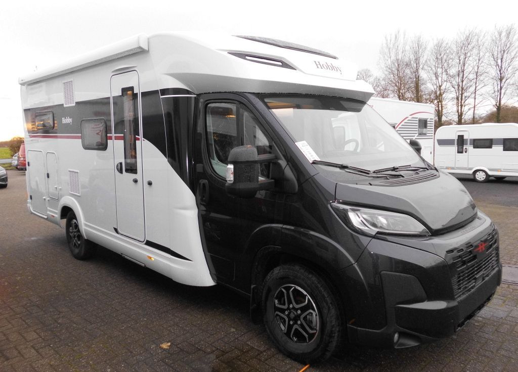 Hobby PRESTIGE T 710 GE 2026 180PS Autom. Voll LED +++ - Camping-car profilé: photos 1 Hobby PRESTIGE T 710 GE 2026 180PS Autom. Voll LED +++ - Camping-car profilé: photos 1