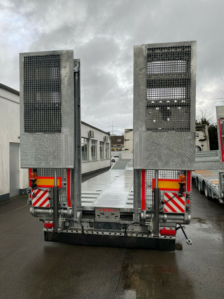 Semi-remorque surbaissé VEGA Verzinkt+LIFT+LENKACHSE+LED: photos 9