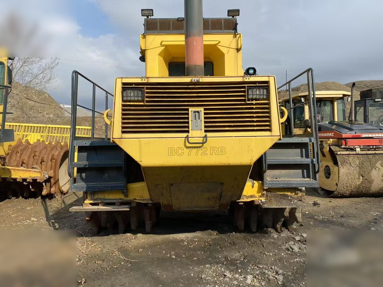 2003 BOMAG BC772RB - Compacteur à pieds de mouton/ Monocylindre: photos 2 2003 BOMAG BC772RB - Compacteur à pieds de mouton/ Monocylindre: photos 2