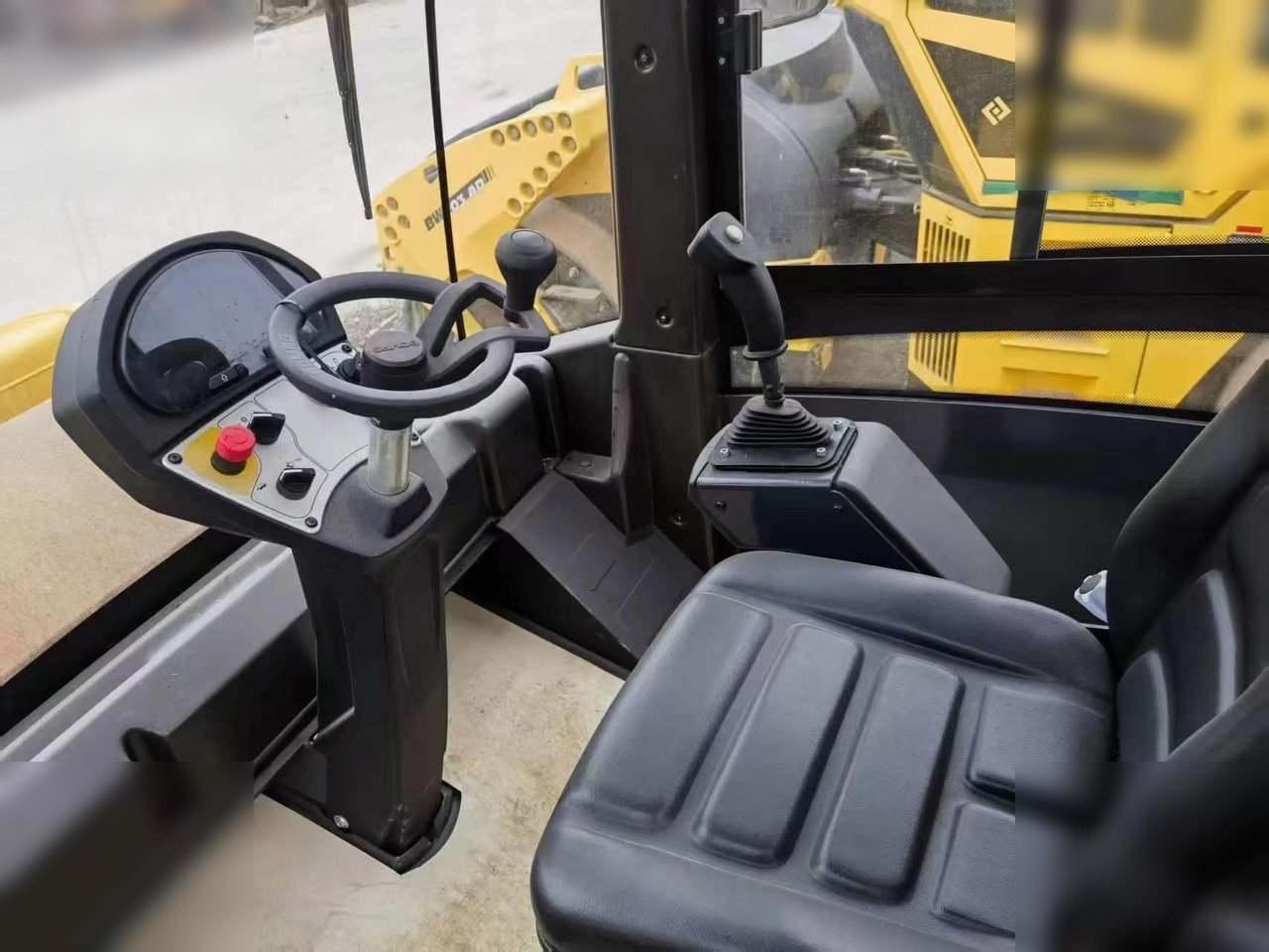 2023 BOMAG BW226-5 CL - Compacteur à pieds de mouton/ Monocylindre: photos 2 2023 BOMAG BW226-5 CL - Compacteur à pieds de mouton/ Monocylindre: photos 2