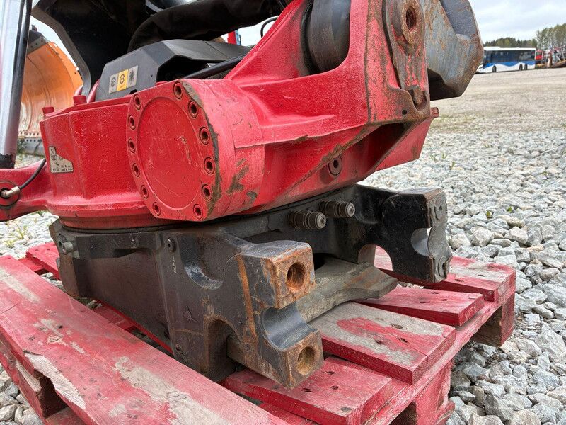 ROTOTILT R8 S70 - Accessoire pour Engins de chantier: photos 5 ROTOTILT R8 S70 - Accessoire pour Engins de chantier: photos 5