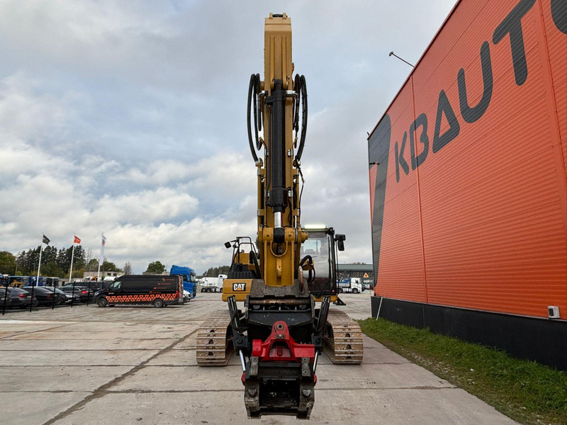 Caterpillar 330 3D / ROTOTILT / AC / CENTRAL LUBRICATION - Pelle sur chenille: photos 3 Caterpillar 330 3D / ROTOTILT / AC / CENTRAL LUBRICATION - Pelle sur chenille: photos 3