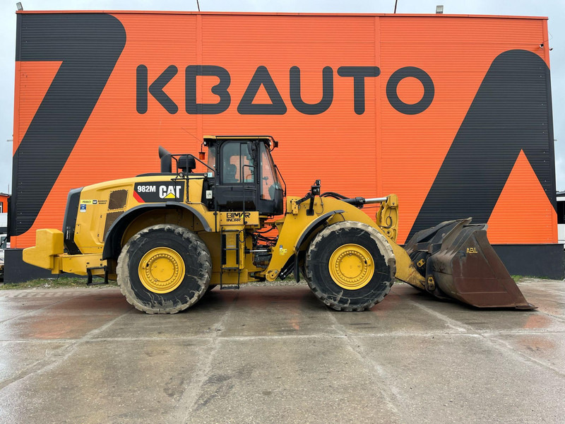 Caterpillar 982 M 4x4 AC / CENTRL LUBRICATION - Chargeuse sur pneus: photos 4 Caterpillar 982 M 4x4 AC / CENTRL LUBRICATION - Chargeuse sur pneus: photos 4