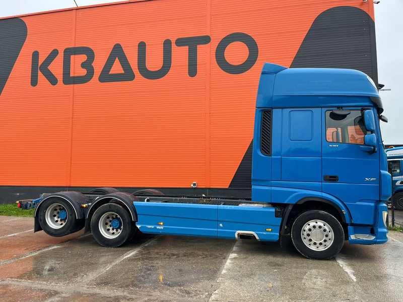 DAF XF 530 6x2 PTO / CHASSIS L=6074 mm - Châssis cabine: photos 4 DAF XF 530 6x2 PTO / CHASSIS L=6074 mm - Châssis cabine: photos 4