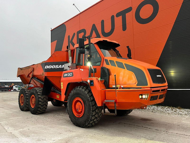 Doosan DA 30 6x6 AC / CENTRAL LUBRICATION / NO ADBLUE / NO DPF - Tombereau articulé: photos 3 Doosan DA 30 6x6 AC / CENTRAL LUBRICATION / NO ADBLUE / NO DPF - Tombereau articulé: photos 3