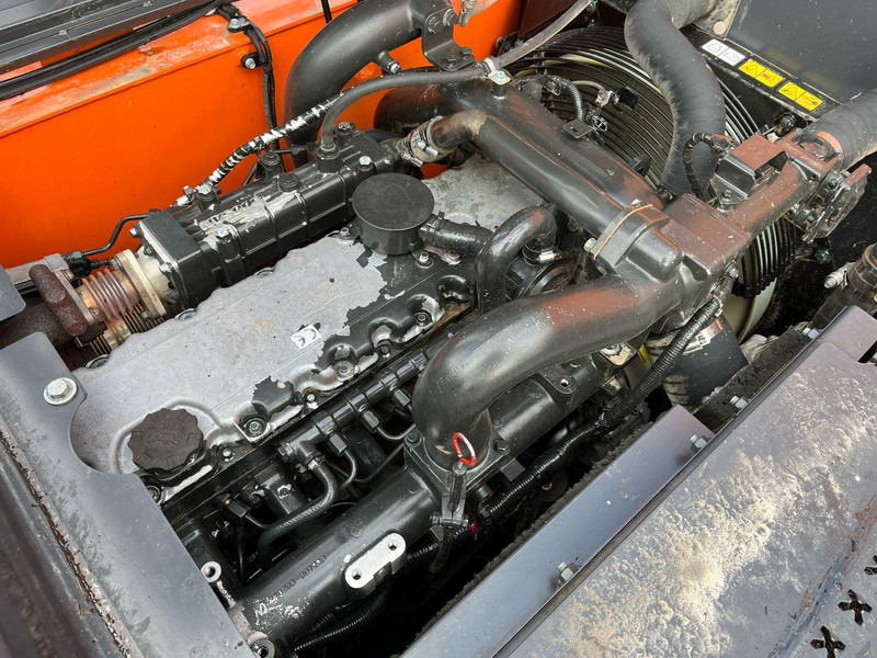 Pelle sur pneus Doosan DX 210 W-5 ROTOTILT / AC / CENTRAL LUBRICATION / WEBASTO: photos 16
