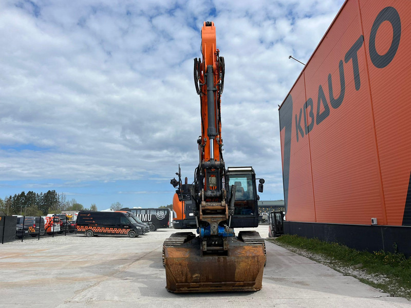 Doosan DX 235 LCR-5 3 D / ROTOTILT / CENTRAL LUBRICATION / AC - Pelle sur chenille: photos 3 Doosan DX 235 LCR-5 3 D / ROTOTILT / CENTRAL LUBRICATION / AC - Pelle sur chenille: photos 3