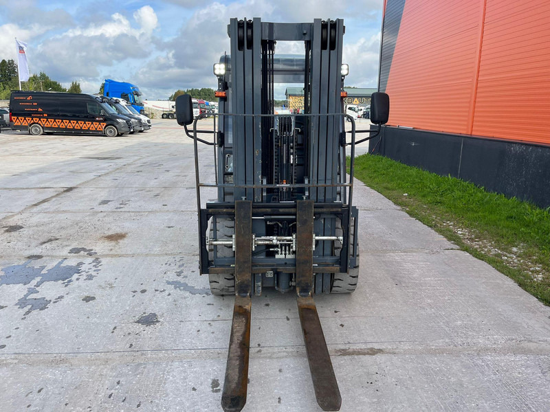 Jac CPCD 35 J RATED CAPACITY 3500 kg / LIFTING HEIGHT 4800 mm - Chariot élévateur diesel: photos 2 Jac CPCD 35 J RATED CAPACITY 3500 kg / LIFTING HEIGHT 4800 mm - Chariot élévateur diesel: photos 2