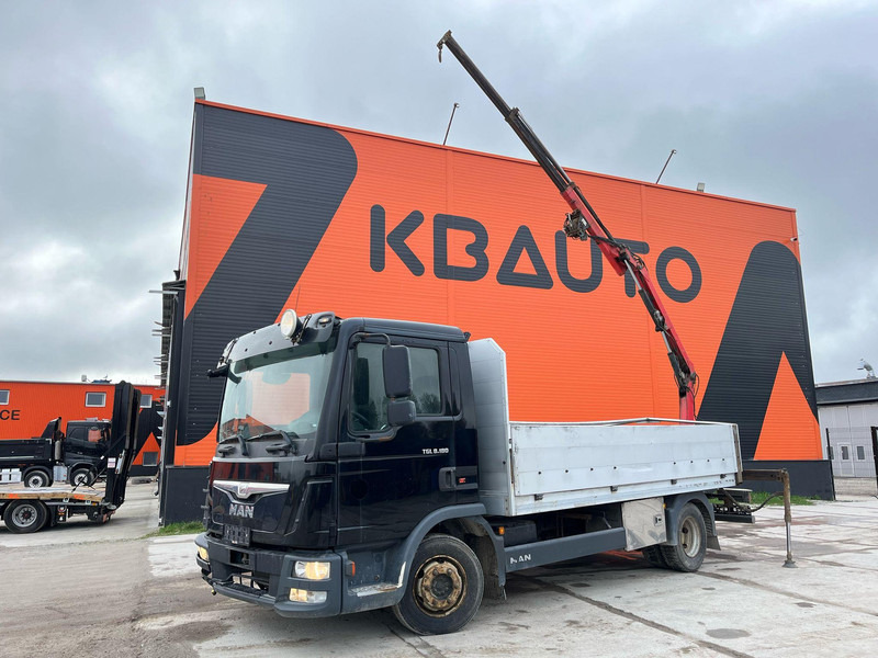 MAN TGL 8.180 4x2 CAB DAMAGE ! / Fassi F28 / PLATFORM L=4366 mm - Camion plateau, Camion grue: photos 1 MAN TGL 8.180 4x2 CAB DAMAGE ! / Fassi F28 / PLATFORM L=4366 mm - Camion plateau, Camion grue: photos 1