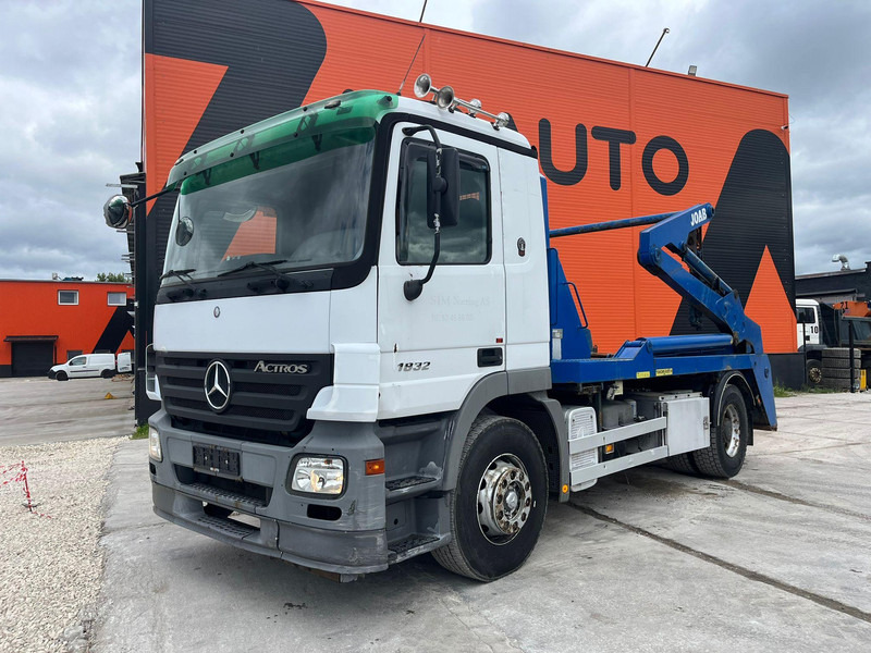 Mercedes-Benz Actros 1832 4x2 JOAB HL 14 U - Camion multibenne: photos 2 Mercedes-Benz Actros 1832 4x2 JOAB HL 14 U - Camion multibenne: photos 2