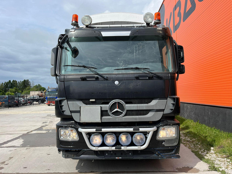 Mercedes-Benz Actros 2536 6x2*4 PK18002 / BOX L=6965 mm - Camion plateau, Camion grue: photos 2 Mercedes-Benz Actros 2536 6x2*4 PK18002 / BOX L=6965 mm - Camion plateau, Camion grue: photos 2