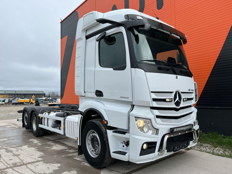 Mercedes-Benz Actros 2553 6x2*4 PTO / CHASSIS L=7128 mm - Châssis cabine: photos 4 Mercedes-Benz Actros 2553 6x2*4 PTO / CHASSIS L=7128 mm - Châssis cabine: photos 4