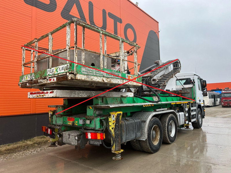 Mercedes-Benz Actros 2636 6x4 FOR SALE AS CHASSIS / ONLY 28159 km / V6 ENGINE / FULL STEEL - Châssis cabine: photos 5 Mercedes-Benz Actros 2636 6x4 FOR SALE AS CHASSIS / ONLY 28159 km / V6 ENGINE / FULL STEEL - Châssis cabine: photos 5