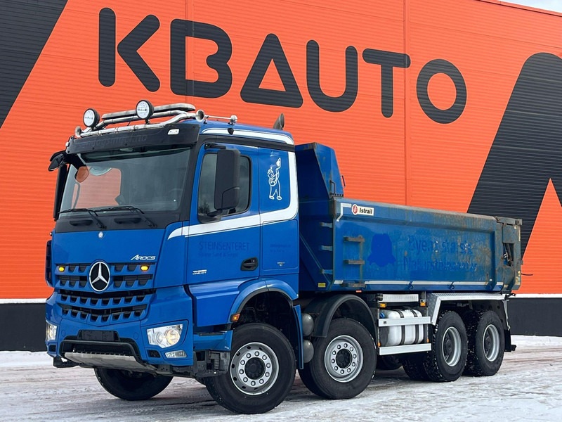 Mercedes-Benz Arocs 3251 8x4 RETARDER / FULL STEEL / BOX L=5571 mm - Camion benne: photos 1 Mercedes-Benz Arocs 3251 8x4 RETARDER / FULL STEEL / BOX L=5571 mm - Camion benne: photos 1