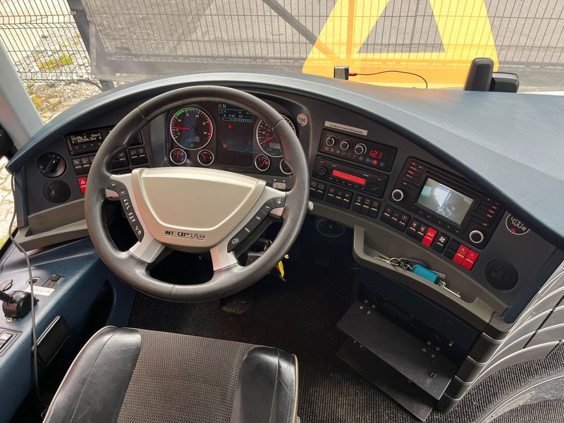 Crédit-bail Neoplan SKYLINER L 6x2*4 77 SEATS / AC / AUXILIARY HEATING / WC Neoplan SKYLINER L 6x2*4 77 SEATS / AC / AUXILIARY HEATING / WC: photos 10