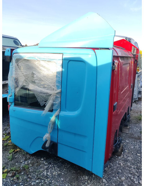 Scania P 400 DB6x2*4MNB CP16 Cab - Cabine et intérieur pour Camion: photos 4 Scania P 400 DB6x2*4MNB CP16 Cab - Cabine et intérieur pour Camion: photos 4