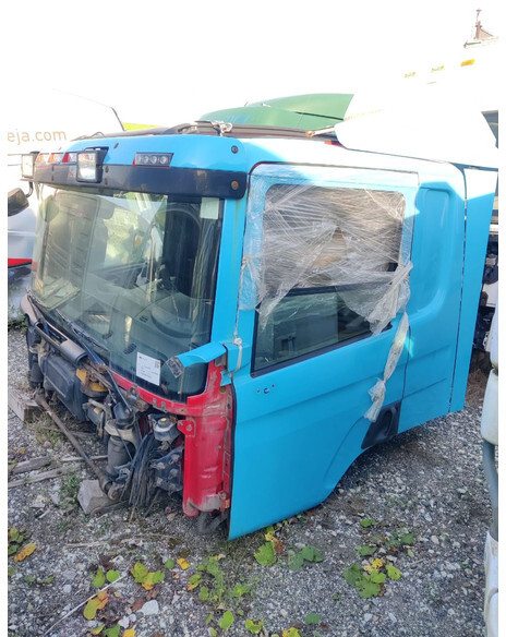 Scania P 400 DB6x2*4MNB CP16 Cab - Cabine et intérieur pour Camion: photos 2 Scania P 400 DB6x2*4MNB CP16 Cab - Cabine et intérieur pour Camion: photos 2