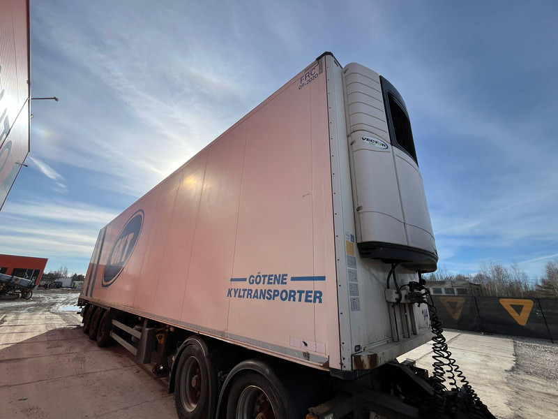 Schmitz Cargobull SCBS3B CARRIER Vector 1550 / BOX L=13396 mm - Remorque frigorifique: photos 1 Schmitz Cargobull SCBS3B CARRIER Vector 1550 / BOX L=13396 mm - Remorque frigorifique: photos 1