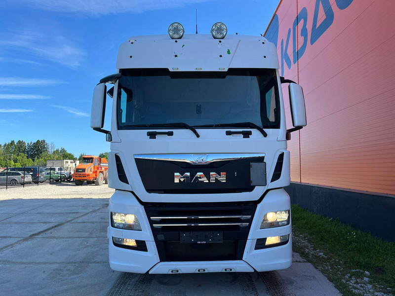 MAN TGX 28.500 6x2 XXL CAB / INTARDER / DOUBLE BOGIE - Tracteur routier: photos 3 MAN TGX 28.500 6x2 XXL CAB / INTARDER / DOUBLE BOGIE - Tracteur routier: photos 3