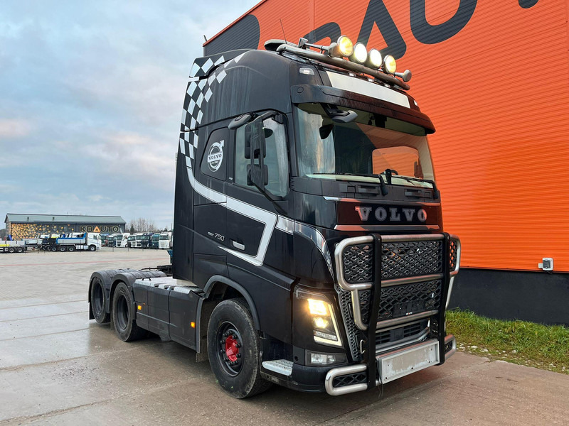 Volvo FH 16 750 6x4 GCW 80 ton / RETARDER / HYDRAULICS / TANDEM AXLE LIFT - Tracteur routier: photos 4 Volvo FH 16 750 6x4 GCW 80 ton / RETARDER / HYDRAULICS / TANDEM AXLE LIFT - Tracteur routier: photos 4