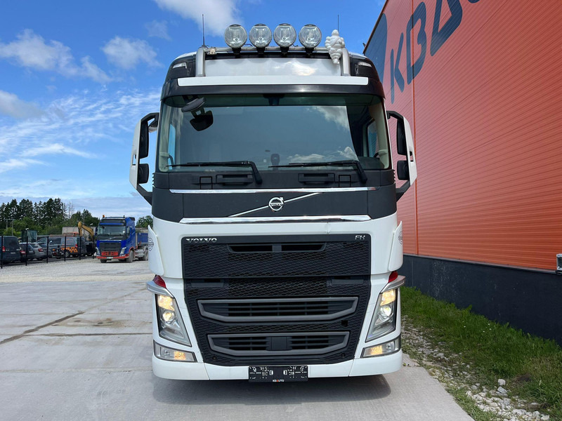 Volvo FH 540 6x2 GLOBE XL / DOUBLE BOGIE - Tracteur routier: photos 2 Volvo FH 540 6x2 GLOBE XL / DOUBLE BOGIE - Tracteur routier: photos 2