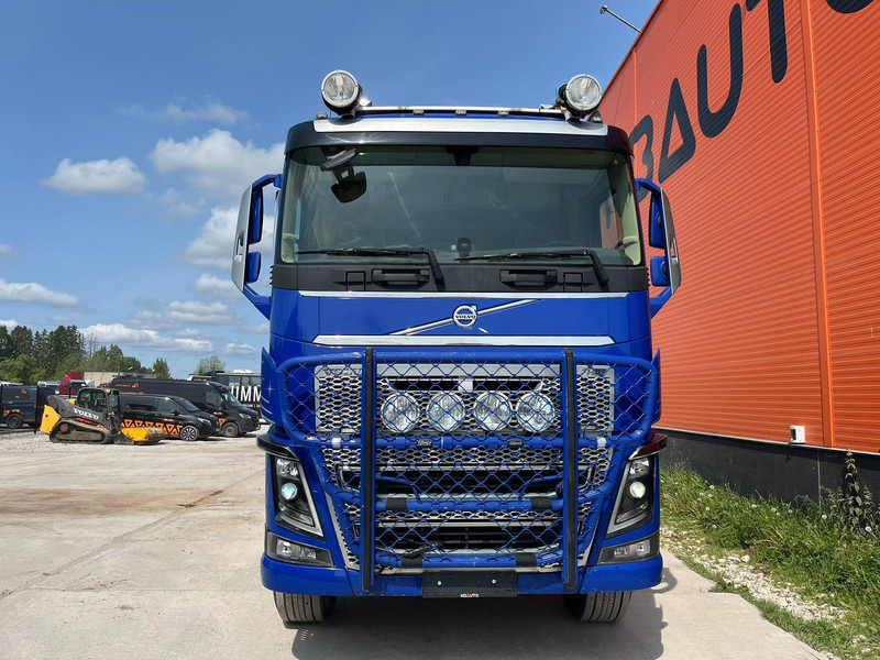 Volvo FH 16 750 6x4 RETARDER / TANDEM AXLE LIFT / BIG AXLES / BOX L=4732 mm - Camion benne: photos 3 Volvo FH 16 750 6x4 RETARDER / TANDEM AXLE LIFT / BIG AXLES / BOX L=4732 mm - Camion benne: photos 3