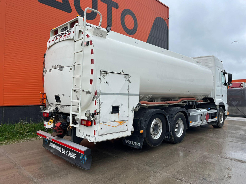 Volvo FH 500 6x2 TANK 18300 l / 4000 + 5000 + 5000 + 4300 l - Camion citerne: photos 5 Volvo FH 500 6x2 TANK 18300 l / 4000 + 5000 + 5000 + 4300 l - Camion citerne: photos 5