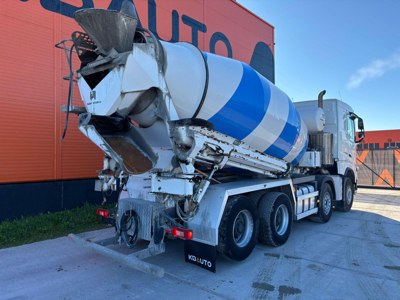Volvo FH 500 8x4 INTERMIX 10 m3 + CHUTE / TANDEM AXLE LIFT - Camion malaxeur: photos 5 Volvo FH 500 8x4 INTERMIX 10 m3 + CHUTE / TANDEM AXLE LIFT - Camion malaxeur: photos 5