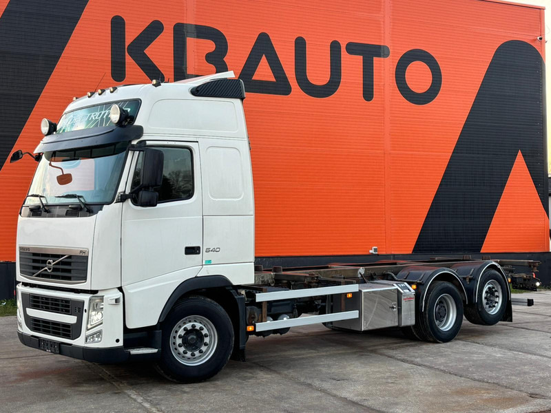 Volvo FH 540 6x2 LOW CHECKED MILEAGE ! / RETARDER / CHASSIS L=6975 mm - Châssis cabine: photos 1 Volvo FH 540 6x2 LOW CHECKED MILEAGE ! / RETARDER / CHASSIS L=6975 mm - Châssis cabine: photos 1