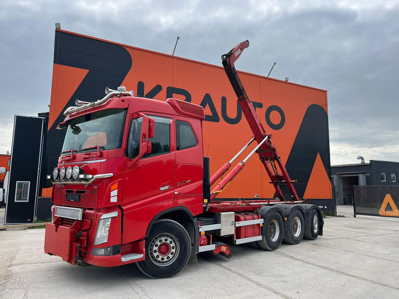 Volvo FH 540 8x4*4 JOAB L24 ton / L=5950 mm / UNDERBODY SCRAPER / RETARDER - Camion ampliroll: photos 2 Volvo FH 540 8x4*4 JOAB L24 ton / L=5950 mm / UNDERBODY SCRAPER / RETARDER - Camion ampliroll: photos 2