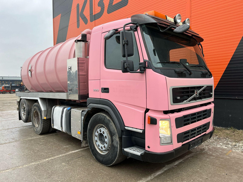 Volvo FM 330 6x2 TANK 14000 l / VACUUM JUROP PR 200 - Camion hydrocureur: photos 3 Volvo FM 330 6x2 TANK 14000 l / VACUUM JUROP PR 200 - Camion hydrocureur: photos 3