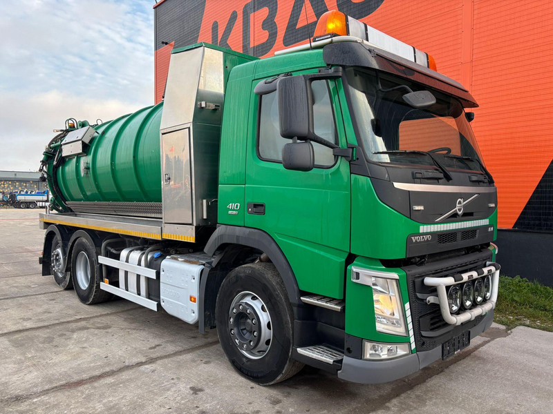 Volvo FM 410 6x2*4 EUR-MARK TANK 14000L / VACUUM Ingersoll Rand VTB.810H.MA / PRESSURE WASH - Camion hydrocureur: photos 4 Volvo FM 410 6x2*4 EUR-MARK TANK 14000L / VACUUM Ingersoll Rand VTB.810H.MA / PRESSURE WASH - Camion hydrocureur: photos 4