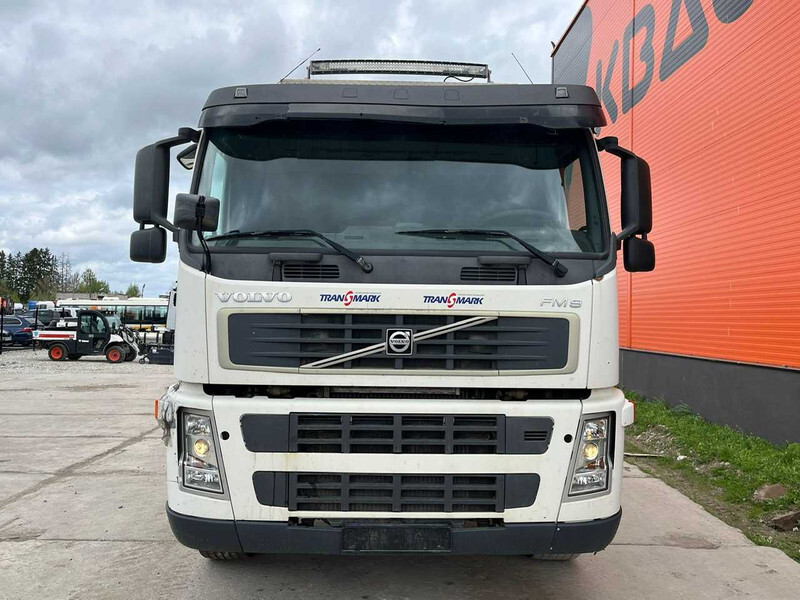 Volvo FM 9 300 6x2 CHASSIS L=8779 mm - Châssis cabine: photos 3 Volvo FM 9 300 6x2 CHASSIS L=8779 mm - Châssis cabine: photos 3