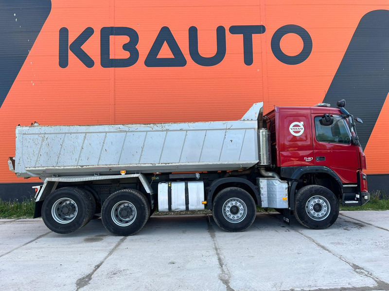 Volvo FMX 540 8x4 RETARDER / TANDEM AXLE LIFT / BIG AXLES - Camion benne: photos 5 Volvo FMX 540 8x4 RETARDER / TANDEM AXLE LIFT / BIG AXLES - Camion benne: photos 5