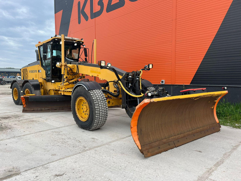 Volvo G946 LEICA 3D / AC / CENTRAL LUBRICATION / FULL REBUILD GEARBOX WITH WARRANTY / NEW CLUTCH - Niveleuse: photos 3 Volvo G946 LEICA 3D / AC / CENTRAL LUBRICATION / FULL REBUILD GEARBOX WITH WARRANTY / NEW CLUTCH - Niveleuse: photos 3