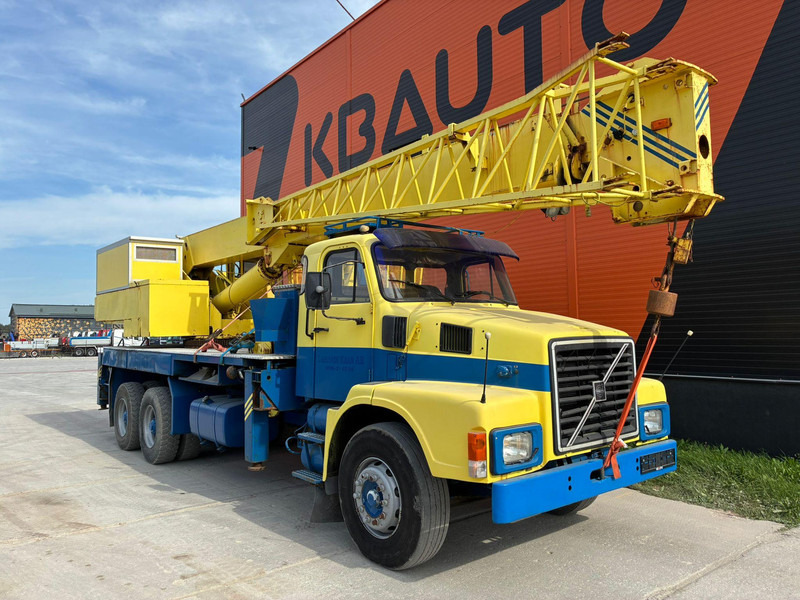 Volvo N 10 6x4 BJÖRNKRANAR C 1601 / 20 TON / BOOM 26,2 + JIB - Grue mobile: photos 4 Volvo N 10 6x4 BJÖRNKRANAR C 1601 / 20 TON / BOOM 26,2 + JIB - Grue mobile: photos 4