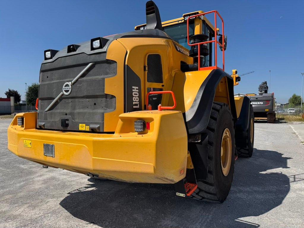 Volvo L180H - Chargeuse sur pneus: photos 4 Volvo L180H - Chargeuse sur pneus: photos 4