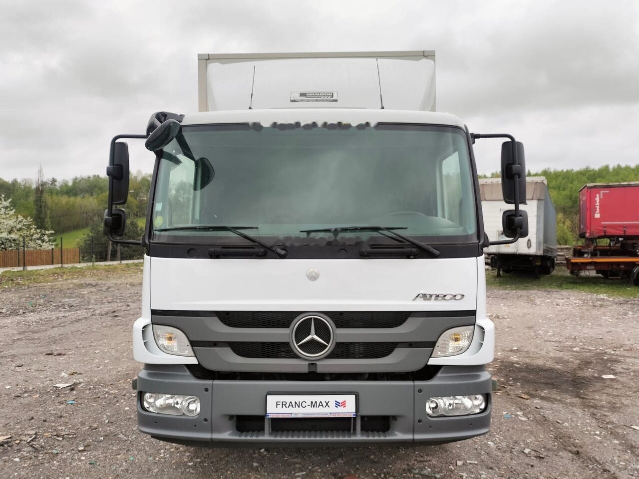 Mercedes-Benz ATEGO 1329 - Camion isothermique: photos 1 Mercedes-Benz ATEGO 1329 - Camion isothermique: photos 1