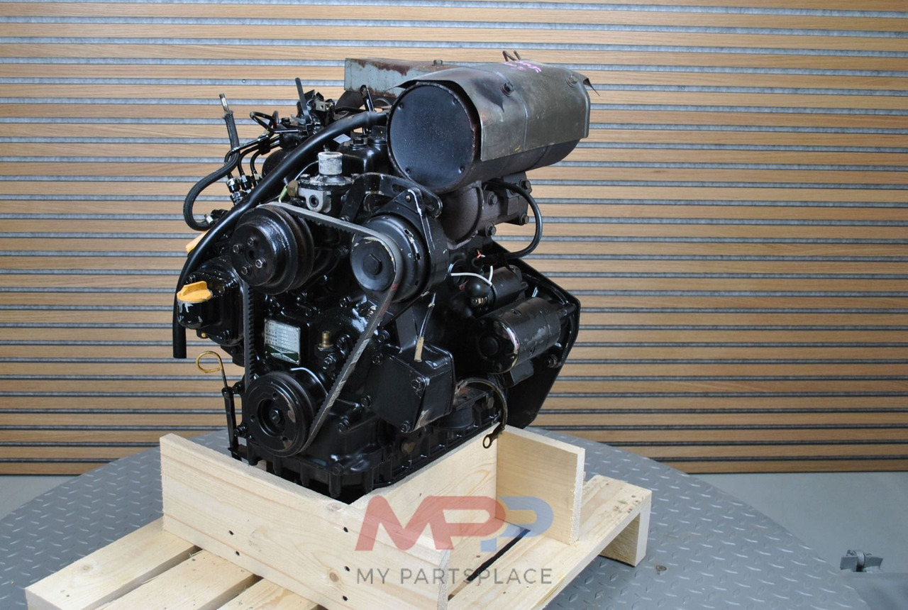 Yanmar Yanmar 3TN75 - Moteur pour Camion: photos 1 Yanmar Yanmar 3TN75 - Moteur pour Camion: photos 1