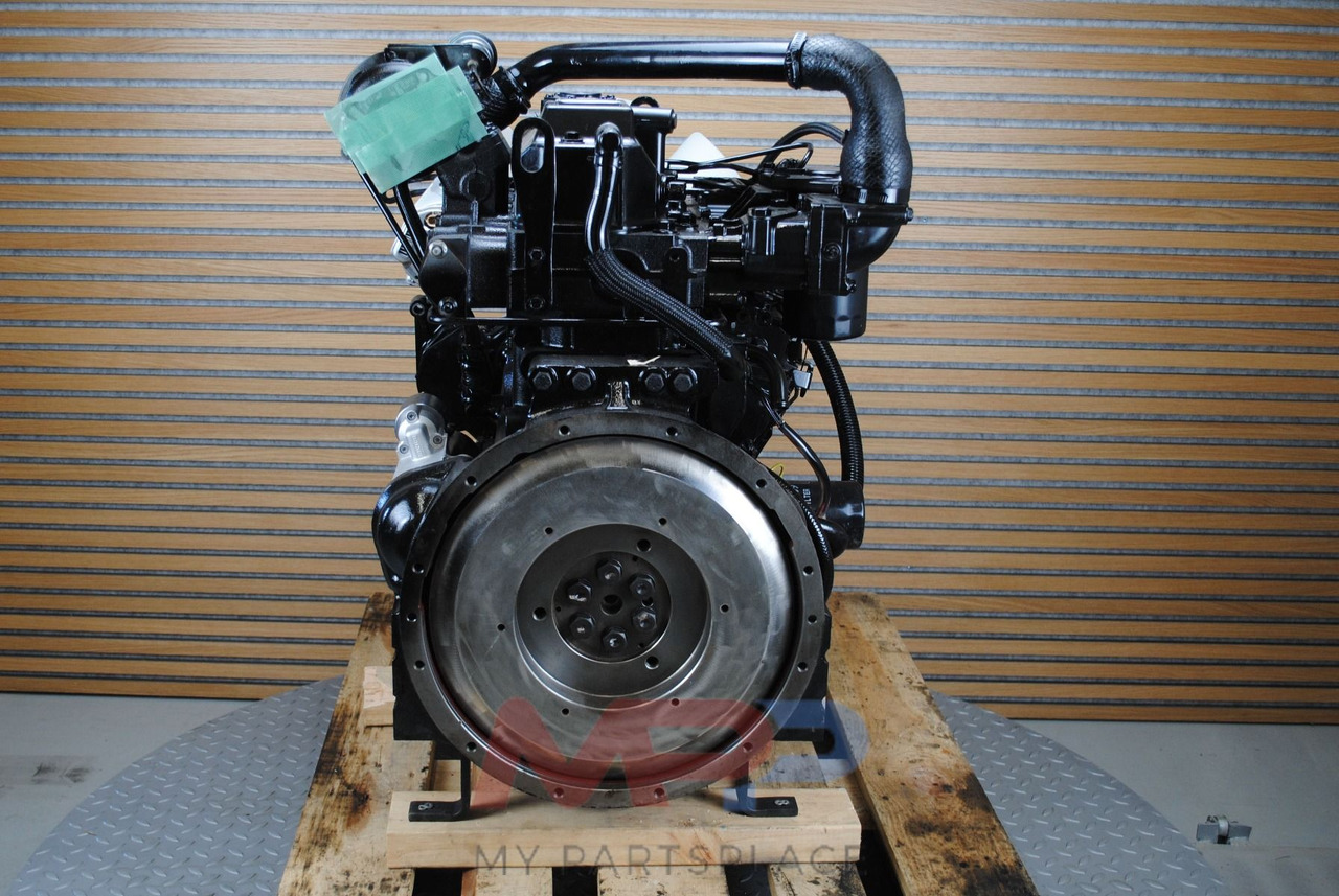 Yanmar Yanmar 4TNV98-T *NEW* - Moteur pour Machine agricole: photos 3 Yanmar Yanmar 4TNV98-T *NEW* - Moteur pour Machine agricole: photos 3