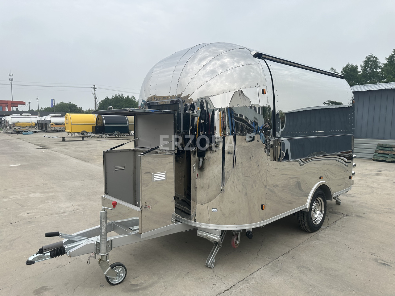 ERZODA food trailer/food truck/hamburger trailer - Remorque magasin: photos 3 ERZODA food trailer/food truck/hamburger trailer - Remorque magasin: photos 3