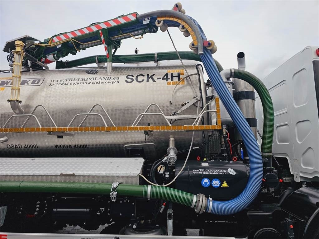 DAF WUKO SCK-4HW for collecting waste liquid separator - Camion hydrocureur: photos 5 DAF WUKO SCK-4HW for collecting waste liquid separator - Camion hydrocureur: photos 5