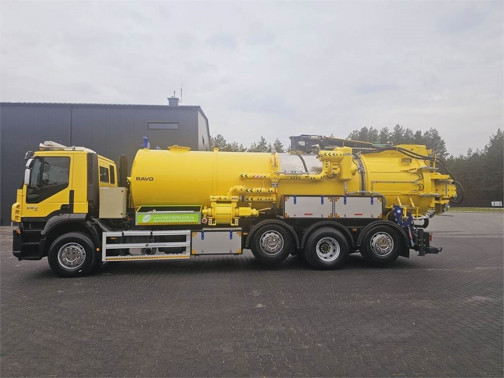 Iveco RAVO WUKO FOR CHANNEL CLEANING druck saug kanal - Camion hydrocureur: photos 4 Iveco RAVO WUKO FOR CHANNEL CLEANING druck saug kanal - Camion hydrocureur: photos 4