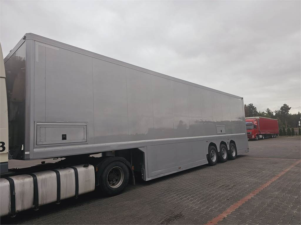 Langendorf DOUBLE LOADING FOR MOTOR COSMETICS Flexliner Inloa - Semi-remorque frigorifique: photos 2 Langendorf DOUBLE LOADING FOR MOTOR COSMETICS Flexliner Inloa - Semi-remorque frigorifique: photos 2