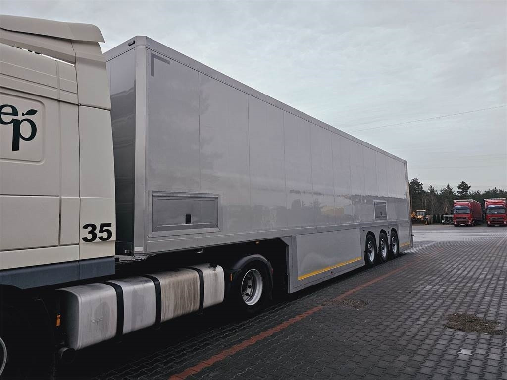 Langendorf DOUBLE LOADING FOR MOTOR COSMETICS Flexliner Inloa - Semi-remorque frigorifique: photos 2 Langendorf DOUBLE LOADING FOR MOTOR COSMETICS Flexliner Inloa - Semi-remorque frigorifique: photos 2