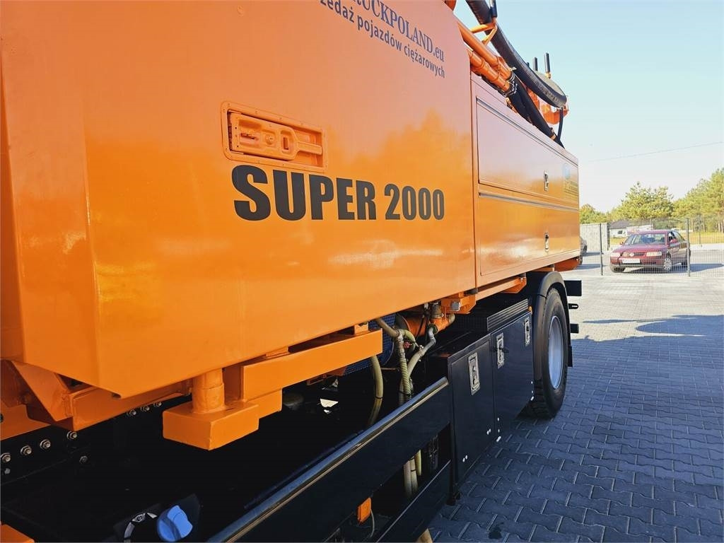 MAN SUPER 2000 4x2 WUKO RECYKLING for collecting liqui - Camion hydrocureur: photos 2 MAN SUPER 2000 4x2 WUKO RECYKLING for collecting liqui - Camion hydrocureur: photos 2