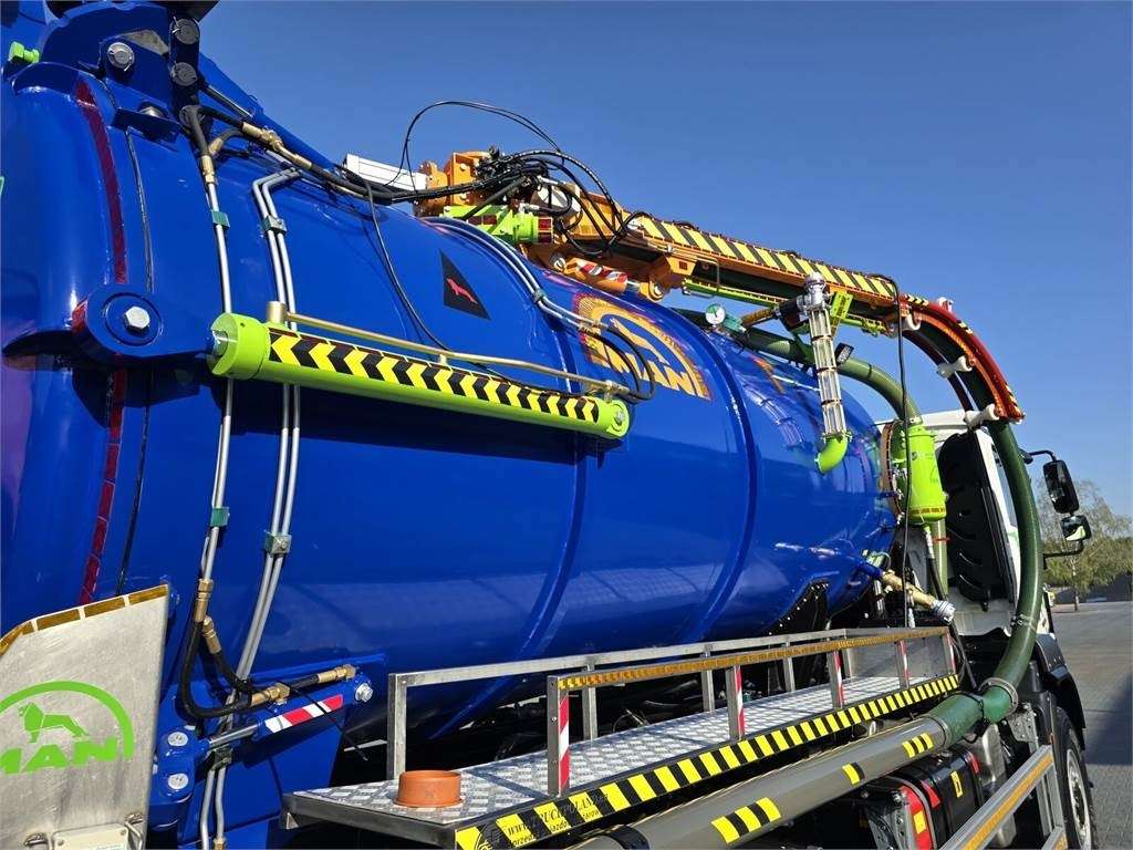 Camion hydrocureur MAN TGM 4x4 GAMON PW8 for collecting liquid waste sepa: photos 23