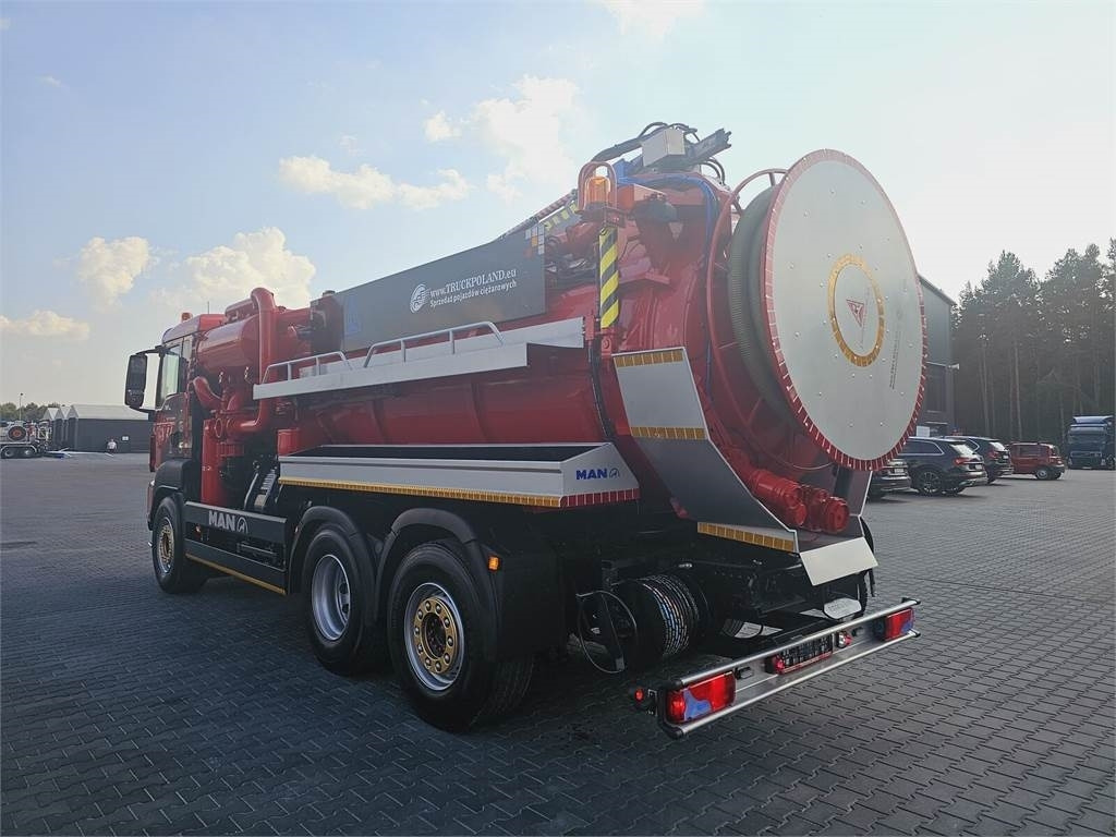 MAN WUKO LARSEN for collecting liquid waste - Camion hydrocureur: photos 5 MAN WUKO LARSEN for collecting liquid waste - Camion hydrocureur: photos 5